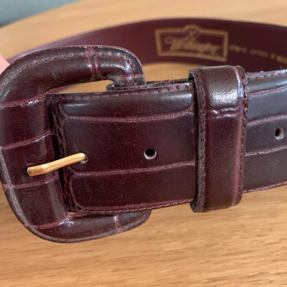 Worthington Burgundy Croc-Embossed Leather Belt with Gold Buckle - Picture 4 of 4